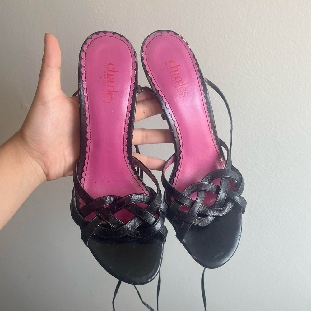 super cute vintage y2k black leather lace up kitten heels